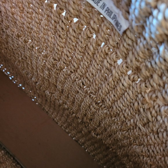 Straw Bag Tote Rectangle With Faux Leather Handles New Made in the Philippines - Picture 4 of 4